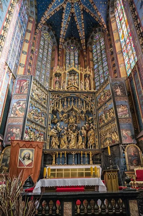 Interior Of St Mary's Basilica In Krakow Stock Photo - Image of starred ...