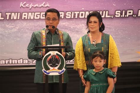 Resmi Jabat Danrem 091 Asn Brigjen Tni Anggara Imbau Tni Di Samarinda