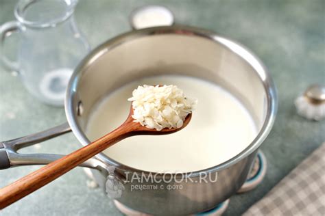 Каша из рисовых хлопьев на молоке — рецепт с фото пошагово