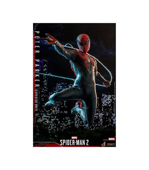 Peter Parker Superior Suit Hot Toys