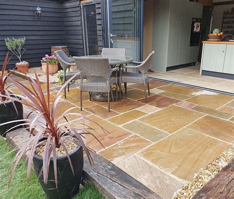 Buff Silica And Quartz Sandstone Paving Slabs, For Pavement, For ...