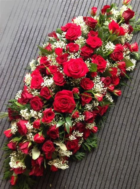 Red Rose Casket Double Ended Spray Buy Online Or Call 07903 697 704