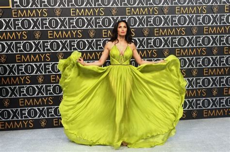 Best red carpet looks from the 75th Primetime Emmy Awards - KTVZ