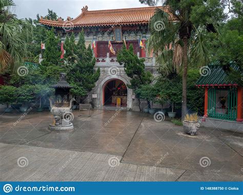 Monasterio Del Po Lin Hong Kong Imagen Editorial Imagen De Campo