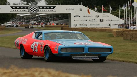 Slideshow: Richard Petty's Daytona 500 Winner Sold at Auction | Dodgeforum