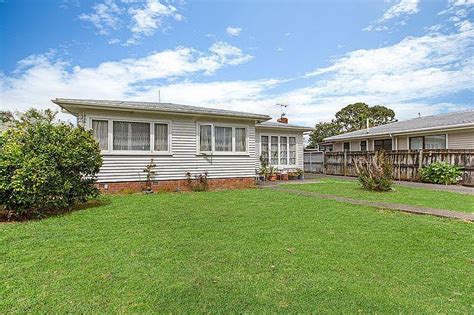 Property Value 1 32 Buckland Road Mangere East Realestate Co Nz