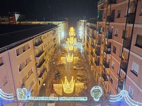 La Falla Duque De Gaeta Homenajea A La Mare De D U En Su Iluminaci N