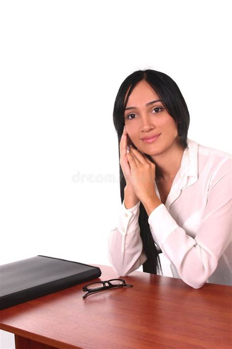 Mujer De Negocios Latina En La Oficina Imagen De Archivo Imagen De Pluma Llamada 123517
