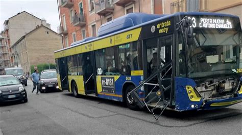 Incidente All Incrocio Tra Via Asiago E Via Crea Scontro Tra Bus E