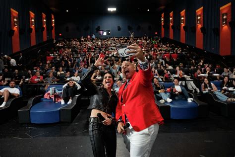 The Flash S Sasha Calle On Being First Latina Supergirl