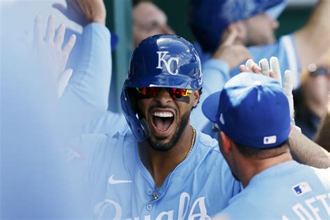 Melendez’s Third Home Run Of Series Lifts Royals Over White Sox 5 3 For 4 Game Sweep News