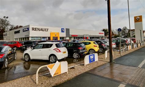 LOOKERS CHESTER RENAULT - Updated May 2024 - 302 Sealand Road, Chester ...