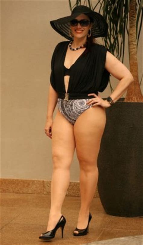 Novidades Moda Praia E Lingerie Plus Size