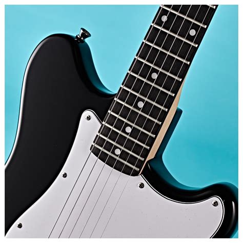 Visionstring 3 4 Electric Guitar Pack Black At Gear4music