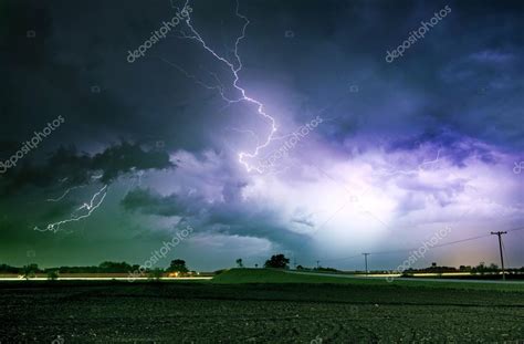 Tornado Alley Severe Storm — Stock Photo © welcomia #27411041