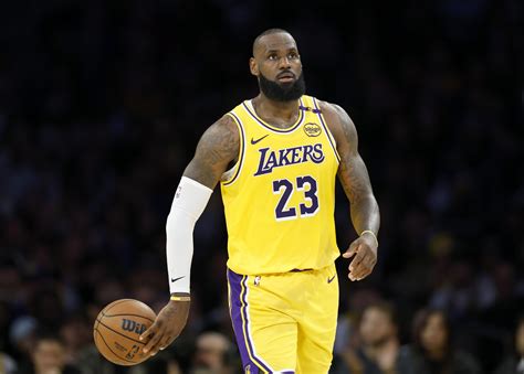LeBron James Trade? Insiders Say Lakers Star Could Be Moved - Newsweek