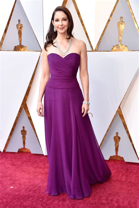 Oscars 2018 Red Carpet Fashion See Stars Dresses Gowns