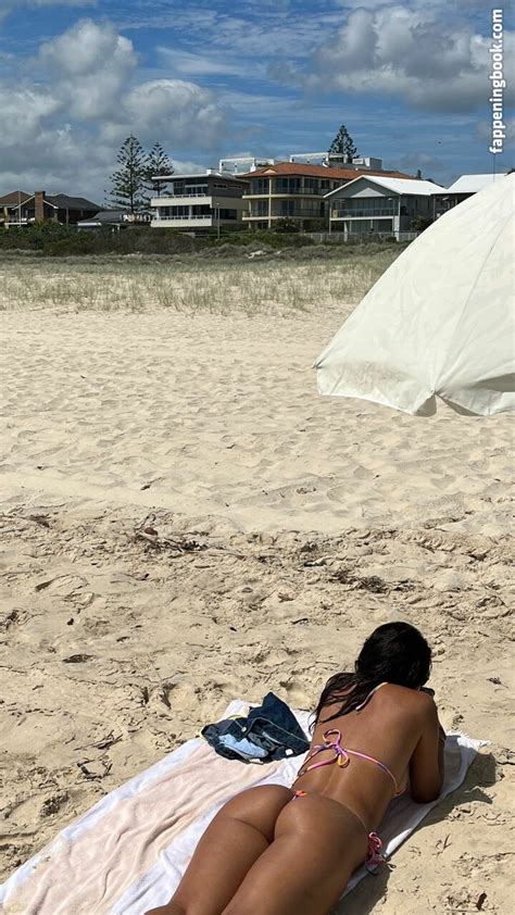 Skyemoodyy Nude OnlyFans Leaks Fappening FappeningBook