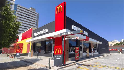 Brasil Mcdonalds Inaugura Seu Primeiro Drive Thru Em Montes Claros