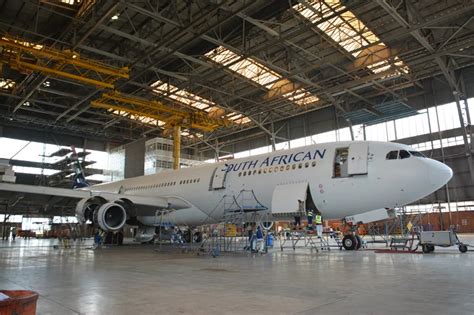 SAA Technical Leads The Way With Landing Gear Overhaul