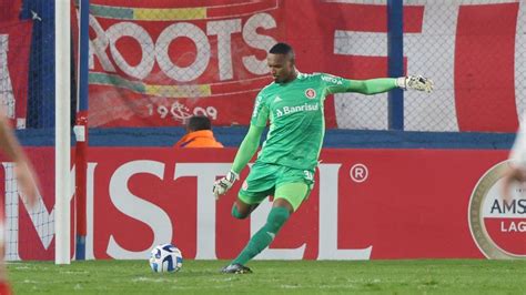 Valladolid Contrata Goleiro John Do Inter Santos Receber Grana