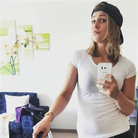 9 Hot Sexy Sarah Kim Gries Bikini Pics