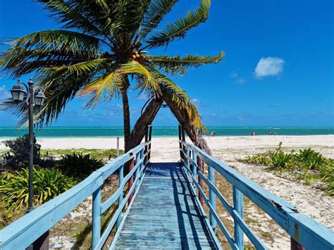 Excursión "PLAYA PILAR - CAYO MEDIA LUNA". Salida de CAYO COCO