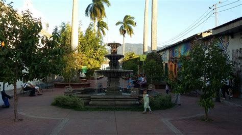 Ahuachapan | Travel, Landmarks, Statue of liberty