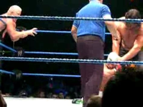 batista rey mysterio vs gran khali finlay valencia 2007 2 Vídeo