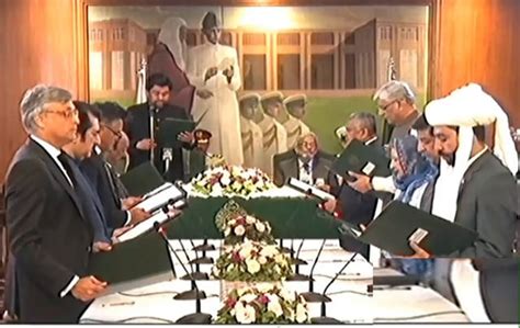 Sindh governor administers oath to caretaker Sindh cabinet