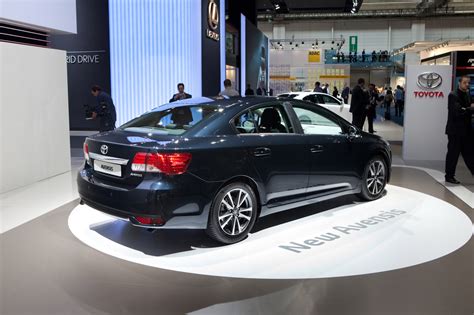 Тойота Авенсис 2015-2016 - фото, цена, характеристики Toyota Avensis ...