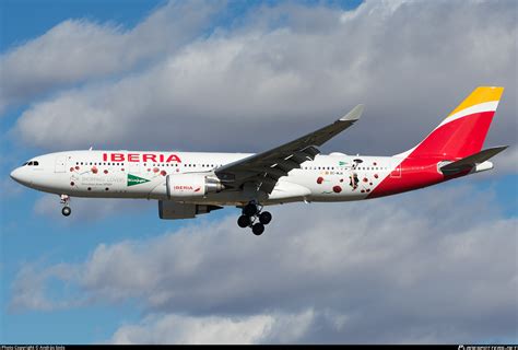 EC MJA Iberia Airbus A330 202 Photo by András Soós ID 728476