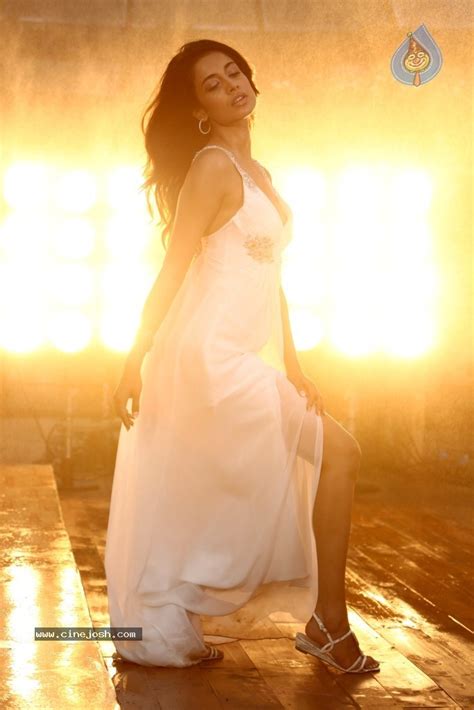 Sarah Jane Dias Hot Stills Photo Of