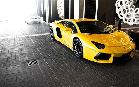 Yellow Lamborghini Wallpapers - Top Free Yellow Lamborghini Backgrounds ...