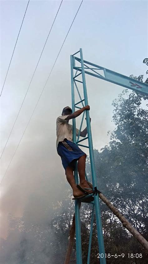 Detail Gambar Gapura Besi Koleksi Nomer