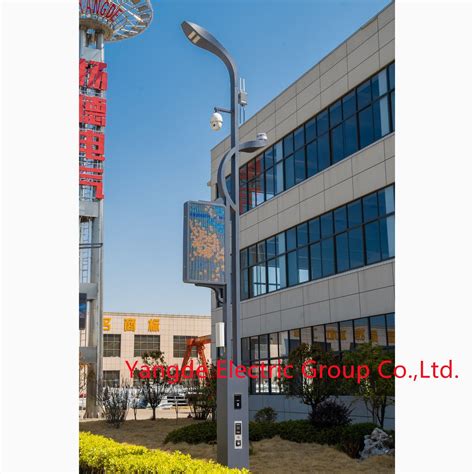 Oem Telescopic Solar Lamp Post Hot Dip Galvanized Street Lighting Pole