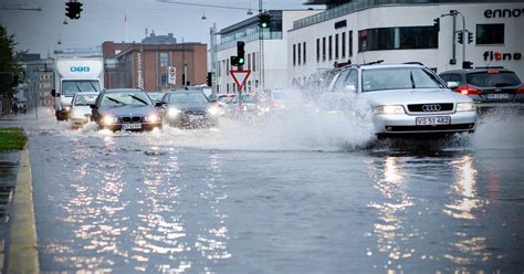 Dmi Advarer Om Voldsomt Vejr Og Skybrud I N Sten Hele Jylland