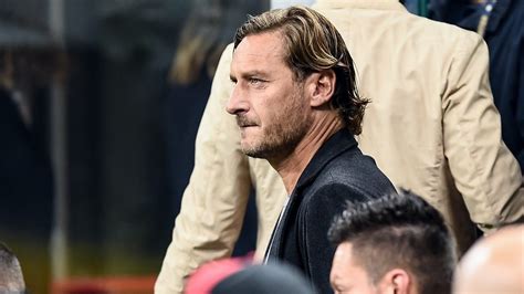 Totti ACCUSA Io Maldini e Del Piero fatti FUORI perché INGOMBRANTI il