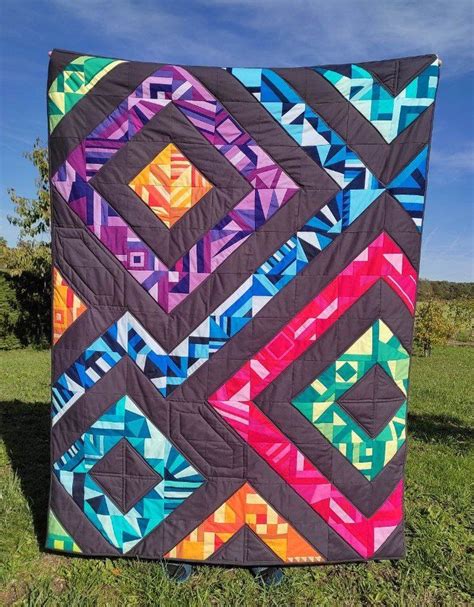 Over 40 Scrappy Hst Triangle Quilt Layout Ideas Leila Gardunia Quilt Patterns Triangle