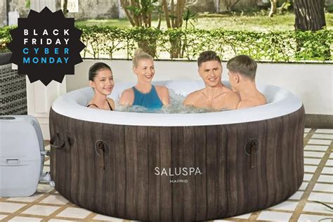 This Saluspa inflatable hot tub is $100 off for Black Friday