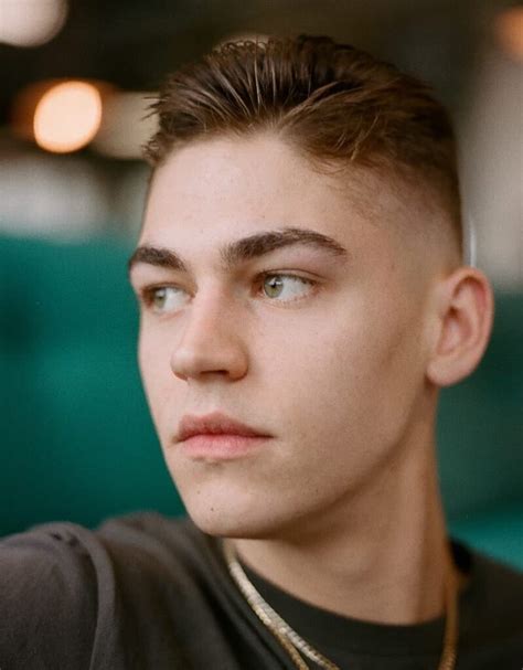 Hero Fiennes Tiffin - Bio, Facts, Age, Height, Girlfriend, Net Worth