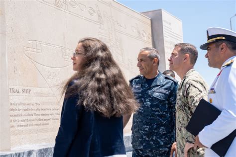 Dvids Images Vice Adm Brad Cooper Visits Alexandria Image Of