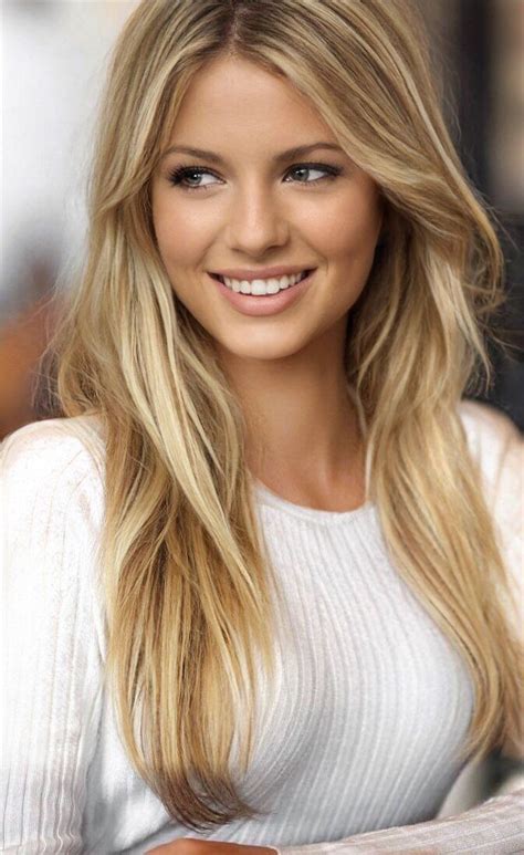 Pin By Amy Richards On Haar Trends In Beautiful Blonde Woman