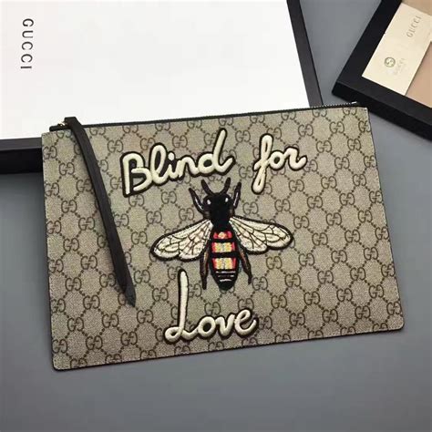 Gucci Embroidered Bee And Blind For Love Large Zipped Pouch Clutch Bag 431416 Gg Supreme Black