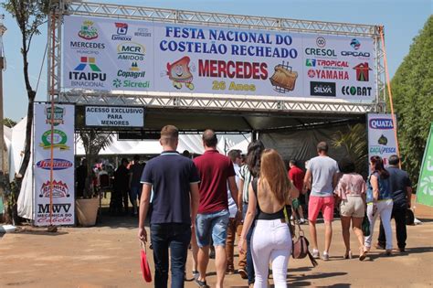 Festa Nacional do Costelão Recheado é prestigiada por milhares de