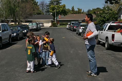 Picking dodgeball teams | Todd Dailey | Flickr