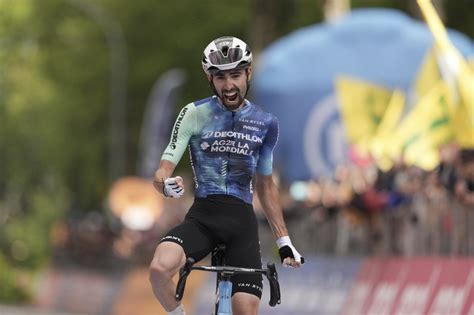 Paret Peintre Emula A Hermano Mayor Al Ganar Etapa En El Giro De Italia