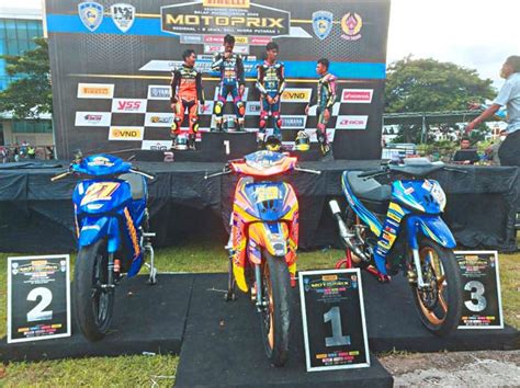 Pembalap Ars Kendari Team Jawara Di Motoprix