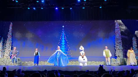 Photos Videos Holiday Finale Starring Olaf Returns To For The First