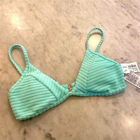 Billabong Swim Nwt Billabong In The Loop Charlie Bikini Top Poshmark